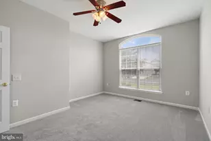 17633 Four Seasons Dr, Dumfries, VA 22025 - Photo 29
