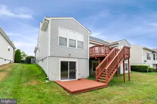 17633 Four Seasons Dr, Dumfries, VA 22025 - Photo 47
