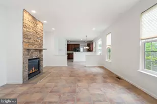 17239 Four Seasons Dr, Dumfries, VA 22025 - Photo 25
