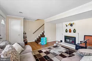 14373 Berkshire Dr, Woodbridge, VA 22193 - Photo 5