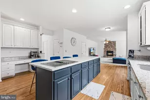 11117 Stainsby Ct, Bristow, VA 20136 - Photo 9