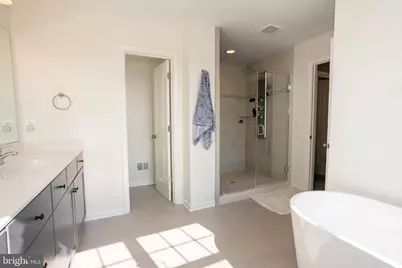 2425 Morgans Point Drive, Dumfries, VA 22026 - Photo 27