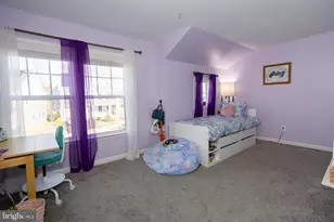 2425 Morgans Point Dr, Dumfries, VA 22026 - Photo 31