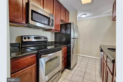 15641 Horseshoe Lane, Woodbridge, VA 22191 - Photo 11