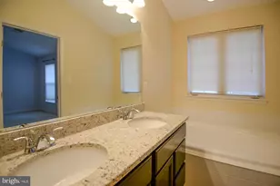 2251 Wheel Cog Pl, Woodbridge, VA 22192 - Photo 11