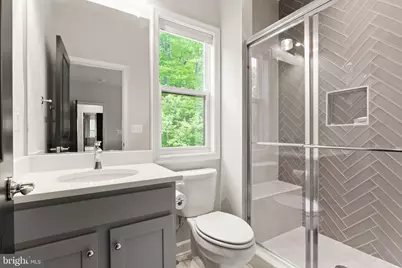 5606 Beachview Creek Drive, Woodbridge, VA 22192 - Photo 29