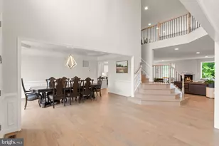 5606 Beachview Creek Dr, Woodbridge, VA 22192 - Photo 7