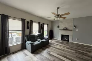 8905 Edmonston Dr, Bristow, VA 20136 - Photo 9