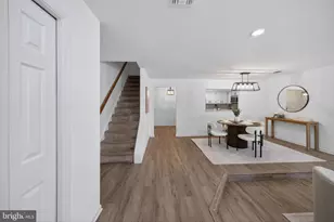 12552 Kempston Ln, Woodbridge, VA 22192 - Photo 7