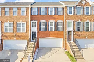 7056 Courtyard Way, Haymarket, VA 20169 - Photo 1