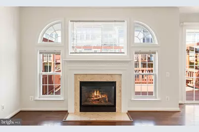 7056 Courtyard Way, Haymarket, VA 20169 - Photo 7