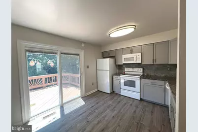 12102 Presidio Way, Woodbridge, VA 22192 - Photo 9