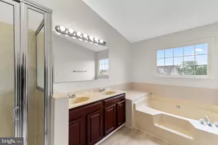 16812 Winston Ln, Woodbridge, VA 22191 - Photo 21