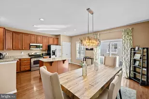 14008 Cannondale Way, Gainesville, VA 20155 - Photo 17