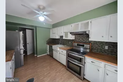 12104 Winona Drive, Woodbridge, VA 22192 - Photo 9