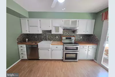 12104 Winona Drive, Woodbridge, VA 22192 - Photo 7