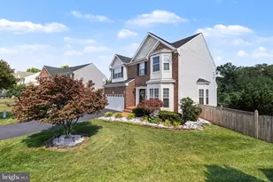 10111 Trumpet Vine Ct, Manassas, VA 20110 - Photo 3