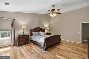 10111 Trumpet Vine Ct, Manassas, VA 20110 - Photo 27