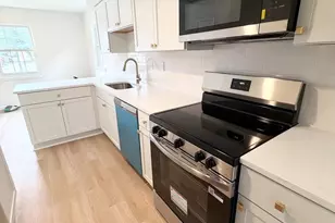 15023 Cherrydale Dr, Woodbridge, VA 22193 - Photo 7