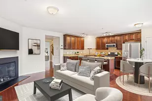 15360 Kensington Park Dr, Woodbridge, VA 22191 - Photo 5