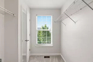 15360 Kensington Park Dr, Woodbridge, VA 22191 - Photo 21