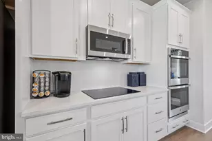 8975 Katherine Johnson Ave, Manassas, VA 20109 - Photo 7