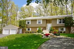 18324 Nob Hill Dr, Triangle, VA 22172 - Photo 3