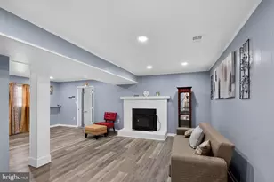 18324 Nob Hill Dr, Triangle, VA 22172 - Photo 17