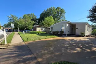 12702 Torrington St, Woodbridge, VA 22192 - Photo 3