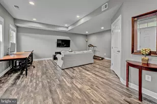 7102 Darbey Knoll Dr, Gainesville, VA 20155 - Photo 23