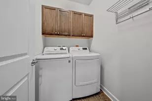 7102 Darbey Knoll Dr, Gainesville, VA 20155 - Photo 19