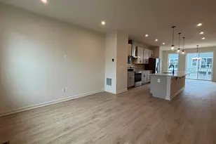 17998 Alicia Ave, Dumfries, VA 22026 - Photo 11