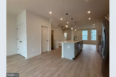 17998 Alicia Avenue, Dumfries, VA 22026 - Photo 9