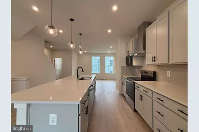 17998 Alicia Avenue, Dumfries, VA 22026 - Photo 5