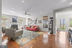 15590 Canvasback Ct, Woodbridge, VA 22191 - Photo 9