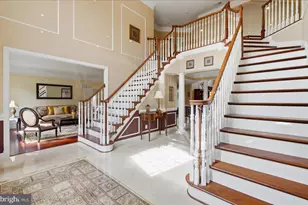 5808 Malvern Hill Ct, Haymarket, VA 20169 - Photo 9