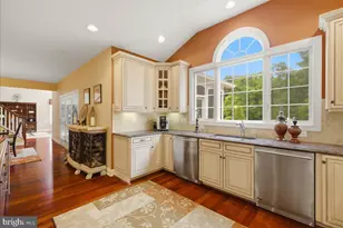 5808 Malvern Hill Ct, Haymarket, VA 20169 - Photo 27