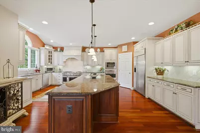 5808 Malvern Hill Court, Haymarket, VA 20169 - Photo 23