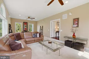 5808 Malvern Hill Ct, Haymarket, VA 20169 - Photo 17