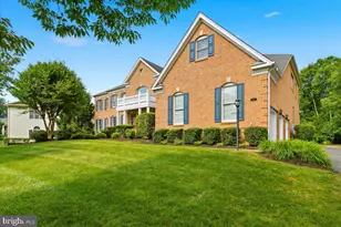 5808 Malvern Hill Ct, Haymarket, VA 20169 - Photo 3
