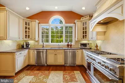 5808 Malvern Hill Court, Haymarket, VA 20169 - Photo 25