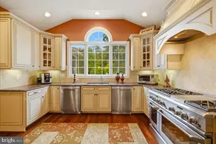 5808 Malvern Hill Ct, Haymarket, VA 20169 - Photo 25