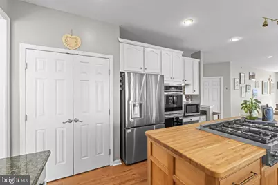 15590 Canvasback Court, Woodbridge, VA 22191 - Photo 17
