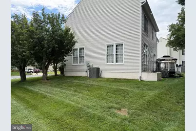 16645 Caxton Place, Dumfries, VA 22025 - Photo 45