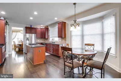 15613 Village Cove Place, Haymarket, VA 20169 - Photo 25
