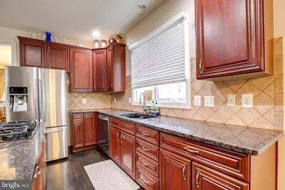 15613 Village Cove Place, Haymarket, VA 20169 - Photo 19