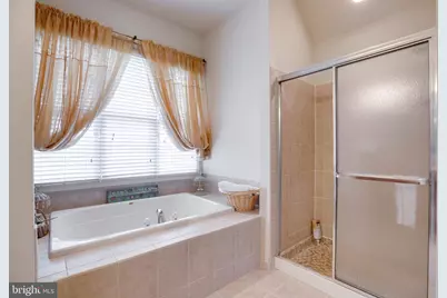 15613 Village Cove Place, Haymarket, VA 20169 - Photo 45