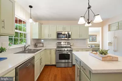 3904 Red Bird Lane, Woodbridge, VA 22193 - Photo 9