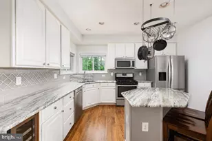 13020 Quay Ct, Woodbridge, VA 22193 - Photo 15