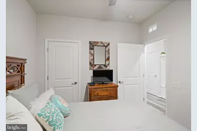 6773 Azalea Garden Lane, Haymarket, VA 20169 - Photo 21